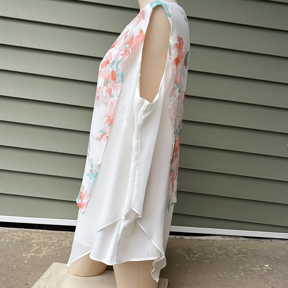 Like new Calvin Klein asymmetrical sleeveless dressy top - Picture 3 of 11